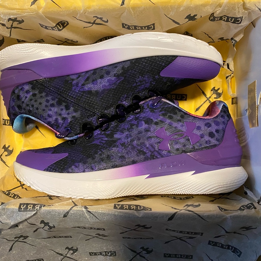Curry 1 Low FloTro Basketball Shoes - Picture 8 of 9